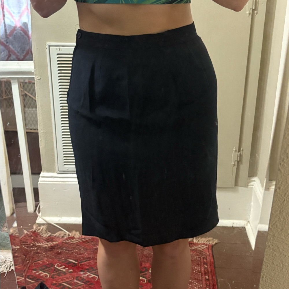 Valentino Black Knee-Length Pleated Pencil Skirt